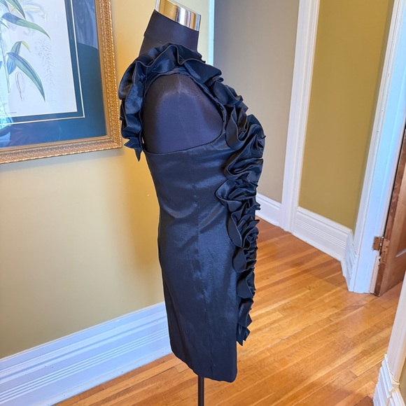 Snap Black One-Shoulder Ruffle Dress - Picture 4 of 10